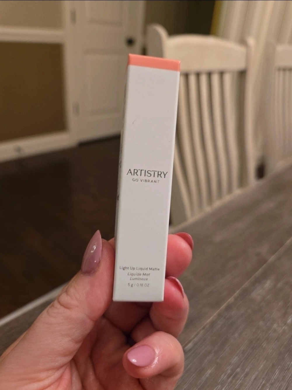 Artistry Light Up Liquid Matte Lip Gloss - Blushing Merlot
